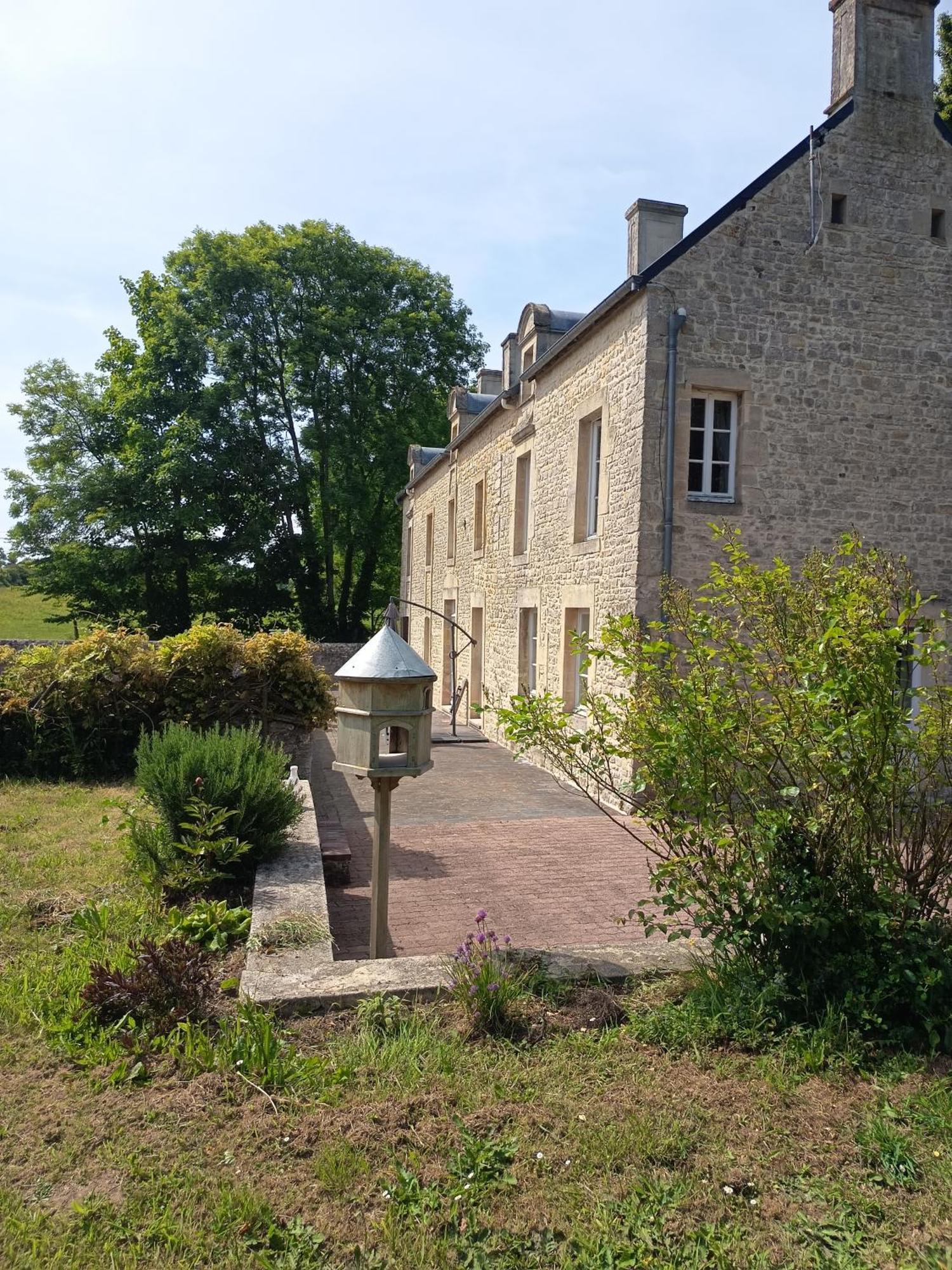 Maison De Charme Tour-en-Bessin Exterior foto